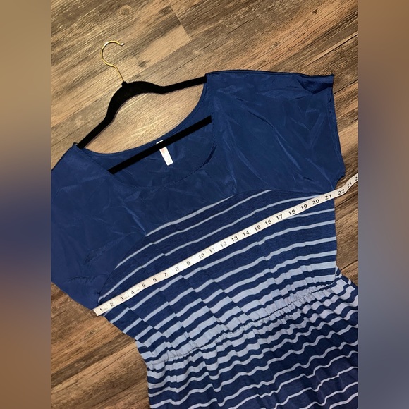 Xhilaration Blue Striped Short Sleeve High Low Casual Dress size 1 - Picture 8 of 9